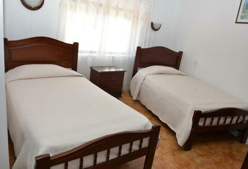 家庭间, Alojamento Local Manuel Da Parreira