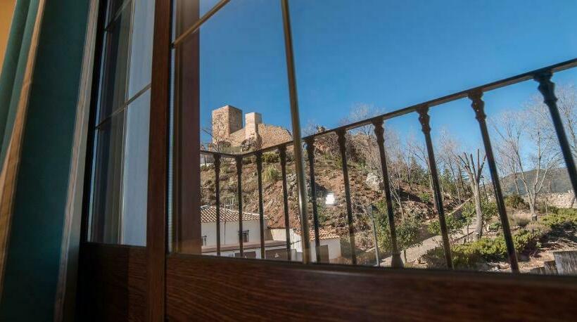 דירת חדר, Apartamentos Raisa