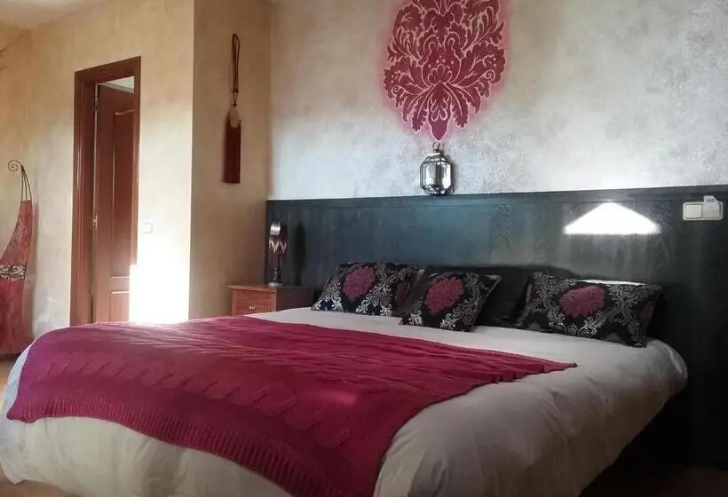 スタンダードトリプルルーム, Hostal La Carretera