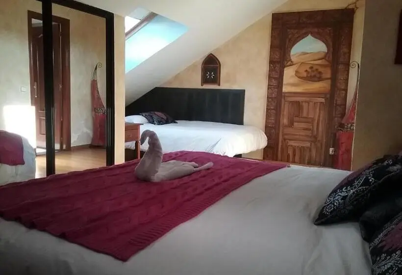 スタンダードトリプルルーム, Hostal La Carretera