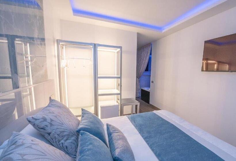 Номер Стандарт с Гидромассажем, Hostal La Carretera