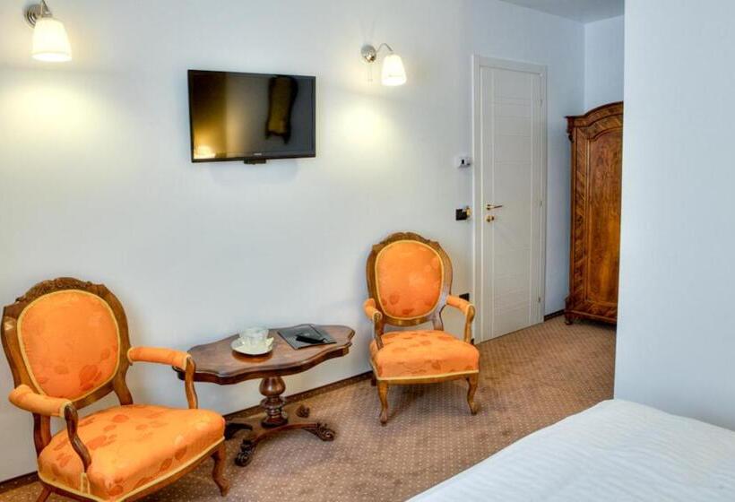 חדר סטנדרט, Trattoria Al Gallo