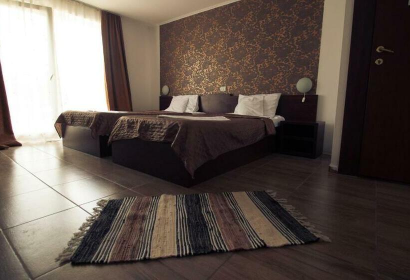 Номер Стандарт, Pensiunea Johanna