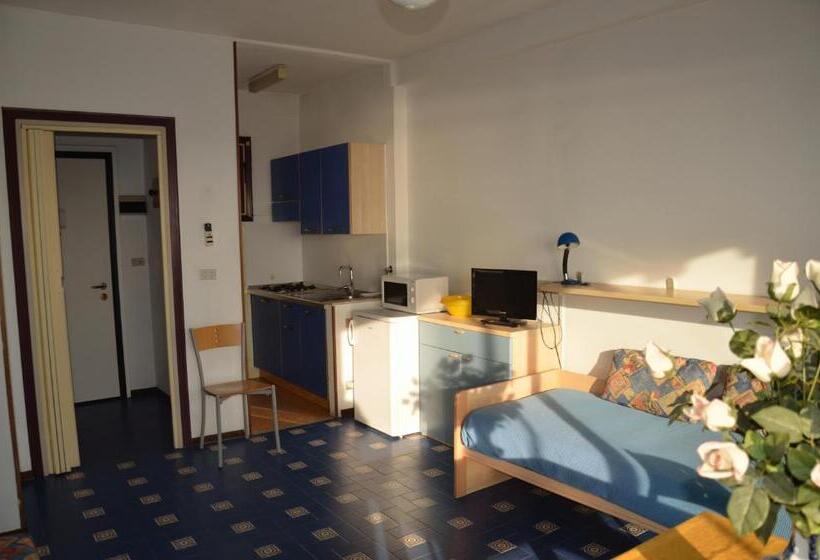 海景标准带阳台一室公寓, Residence Costa Templada