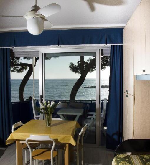 海景标准带阳台一室公寓, Residence Costa Templada