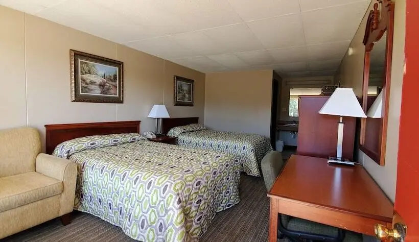 ２ダブルベッドのスタンダードルーム, Economy Inn