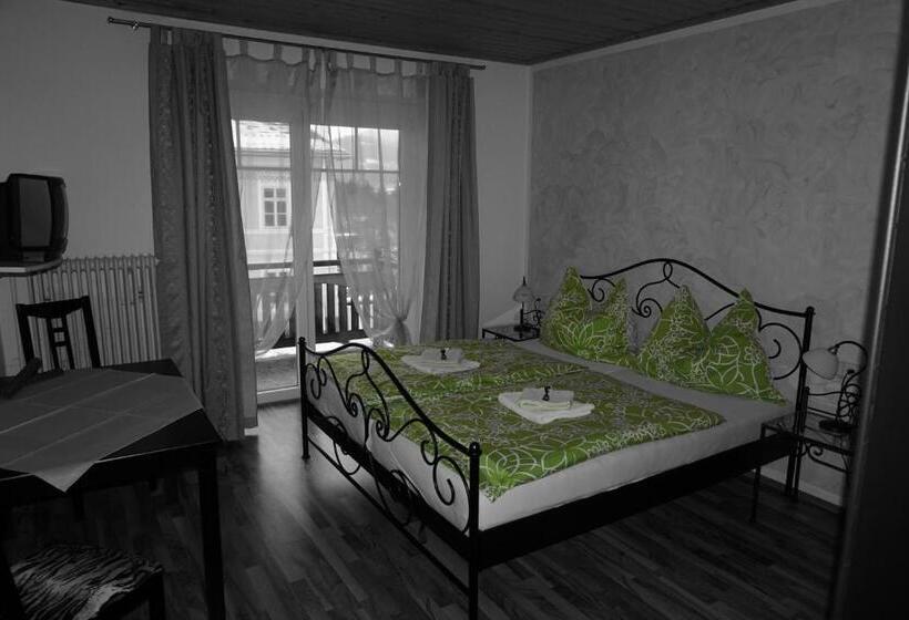 اتاق استاندارد با بالکن, Gasthaus Zum Fuchs   Familie Andrä