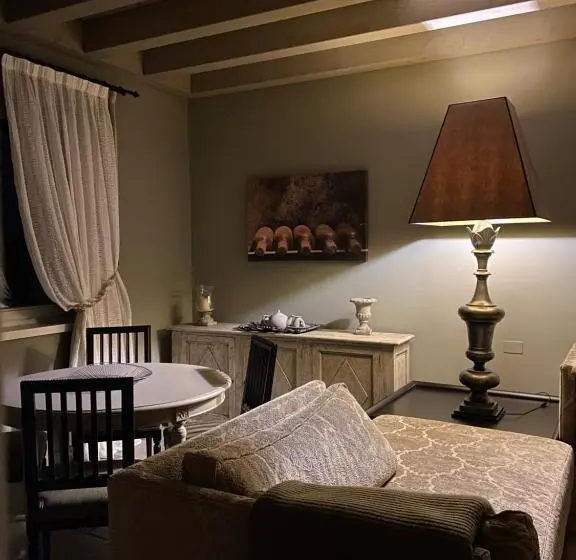 スイート, Relais Russiz Superiore
