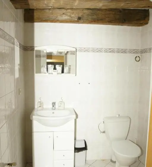 اتاق استاندارد, U Zlateho Andela
