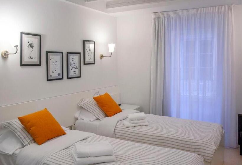 اتاق استاندارد, Maria Salome