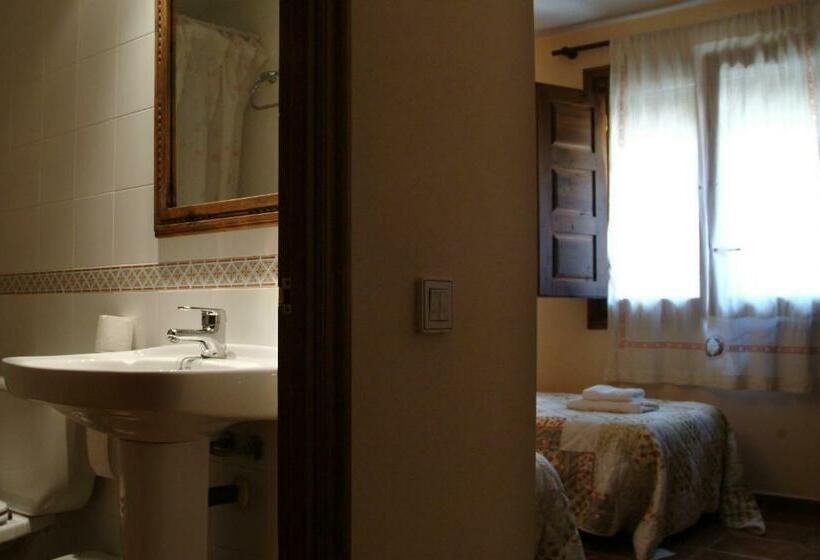 غرفة قياسية, Casa Labata