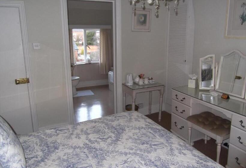 Номер Deluxe, Courtland