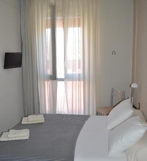 标准间, Fonda Ca La Paula