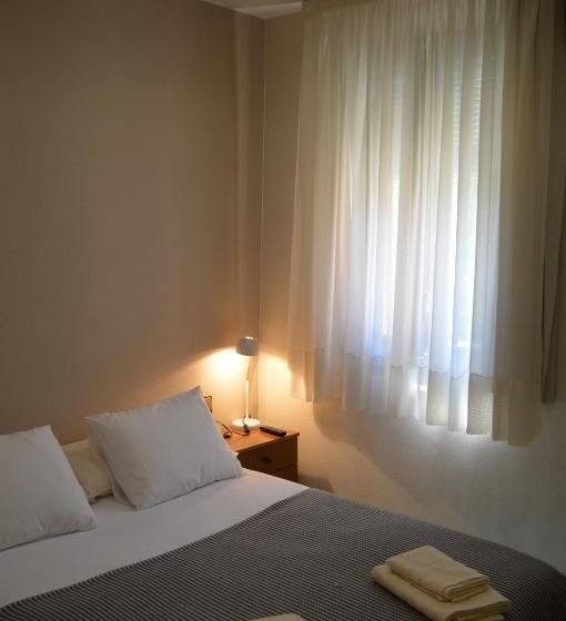 标准间, Fonda Ca La Paula