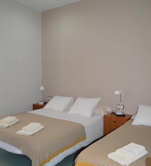 标准三人间, Fonda Ca La Paula