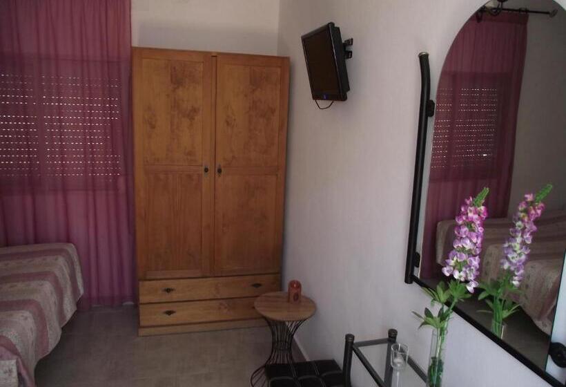 חדר סטנדרט, Hostal El Canario