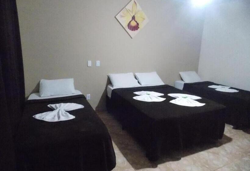 اتاق خانوادگی, Pousada Aldeia Das Flores