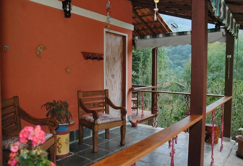 샬레, Pousada Moria