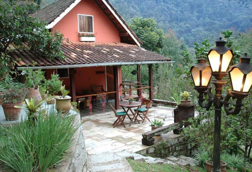 샬레, Pousada Moria