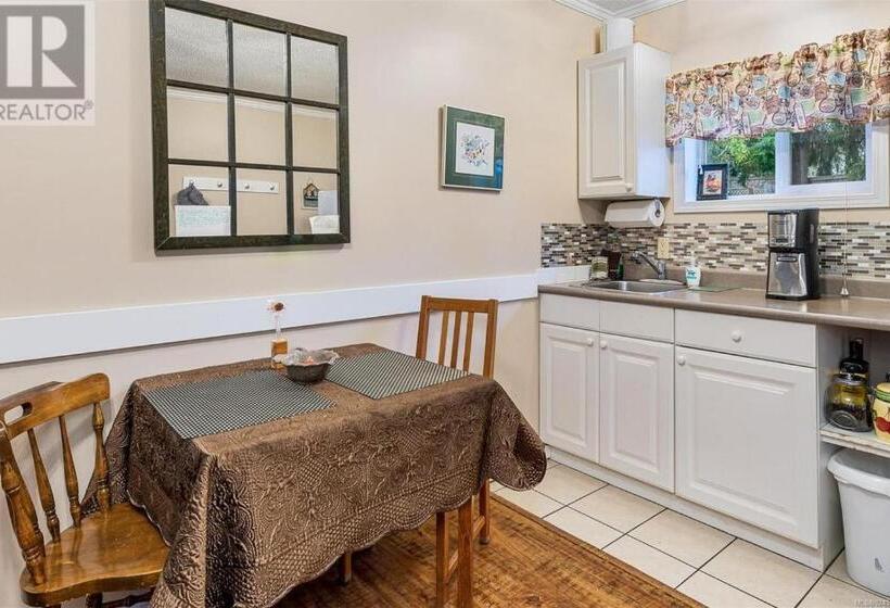 1 Yatak Odalı Ev, Salty Towers Ocean Front Cottages