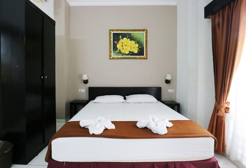 デラックスルーム, Warapsari Inn