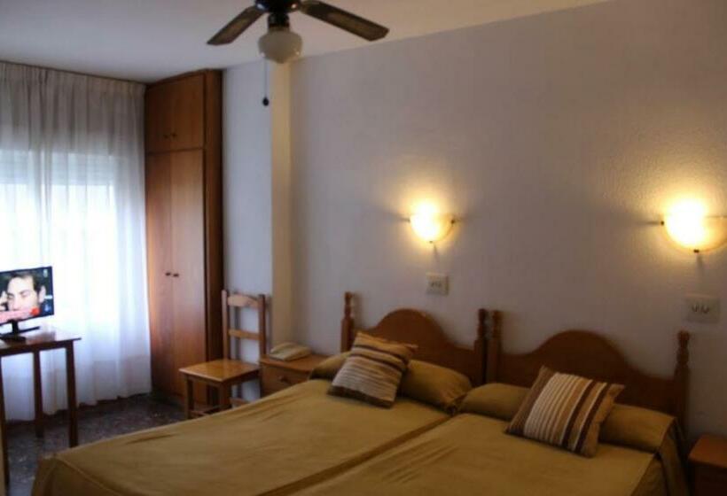 Cameră Standard, Pension Americano