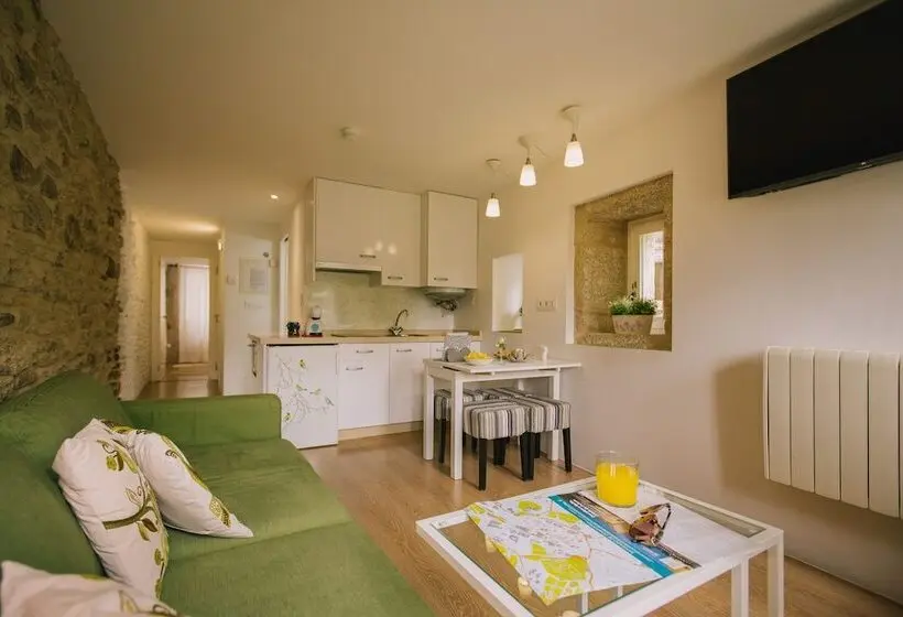 Huoneisto 1 Makuuhuone Puutarhanäkymä, Roompedra Apartamentos Turísticos