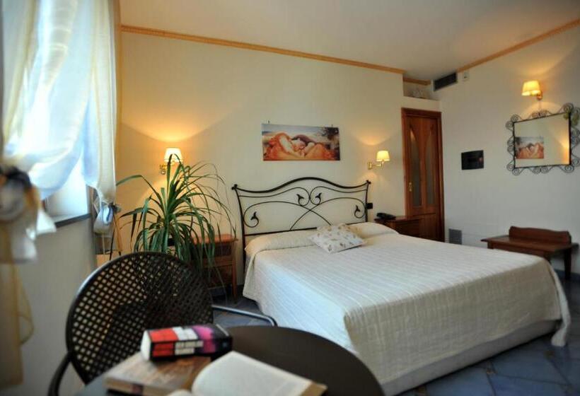 חדר סטנדרט נוף לים, E Poi....ravello