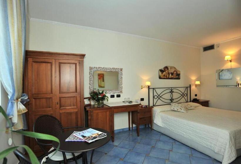 חדר סטנדרט נוף לים, E Poi....ravello