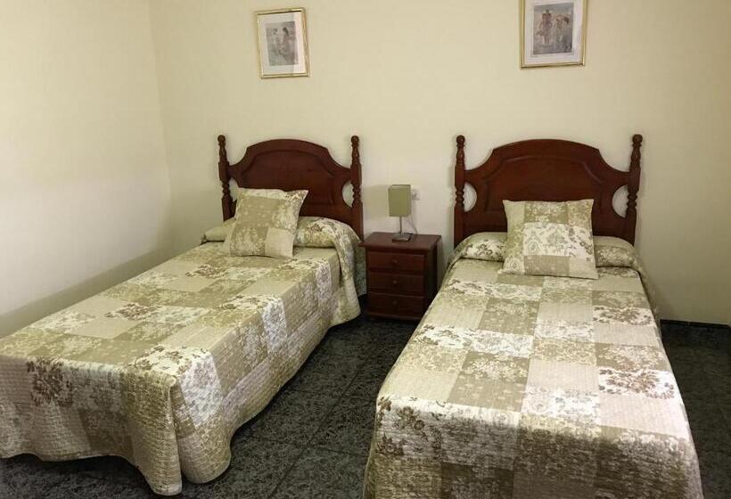 חדר סטנדרט, Hostal El Violí