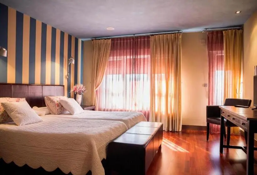 Standardrum, Hostal Fuentefria