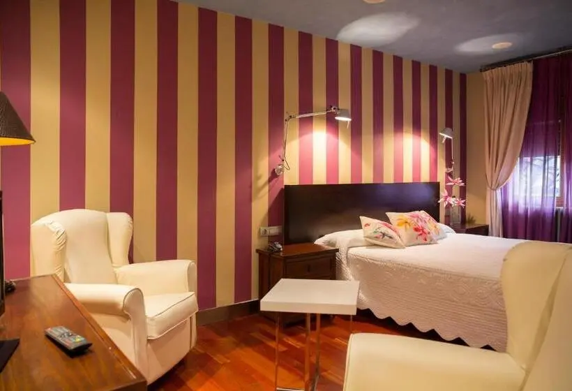 Standardrum, Hostal Fuentefria