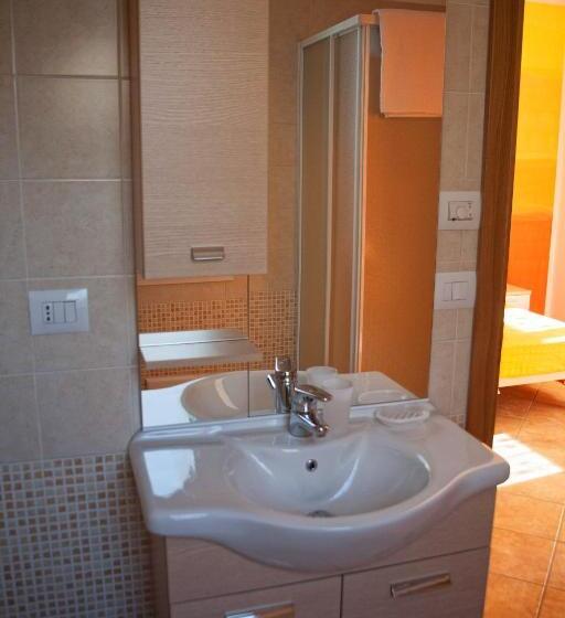 スタンダードルーム, La Via Del Volano