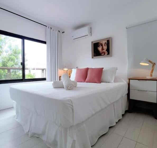 آپارتمان 3 خوابه, La Bonita Suites Punta Colorada