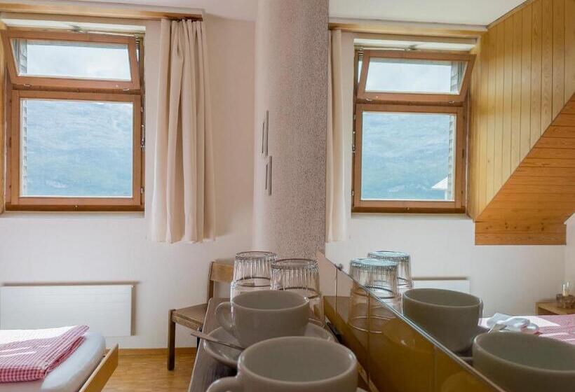 Номер Стандарт Совместная Ванная, Berggasthaus Tannalp