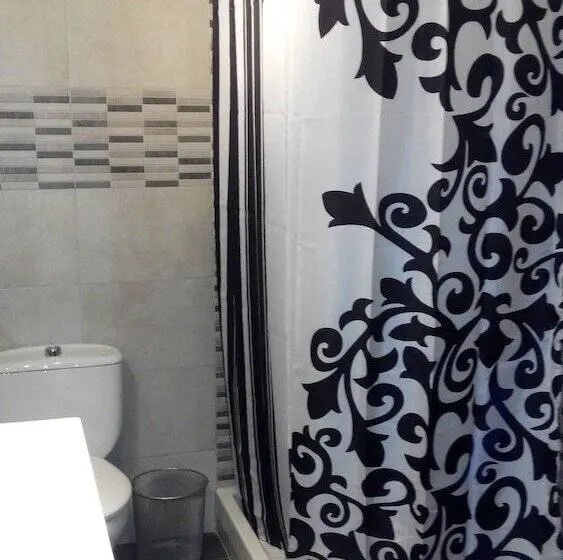 سوئیت با وان آب گرم, Hostal Ocana Manilva