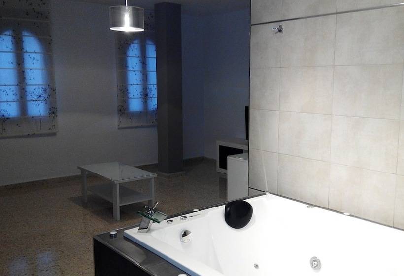 סוויטה עם ג'קוזי, Hostal Ocana Manilva
