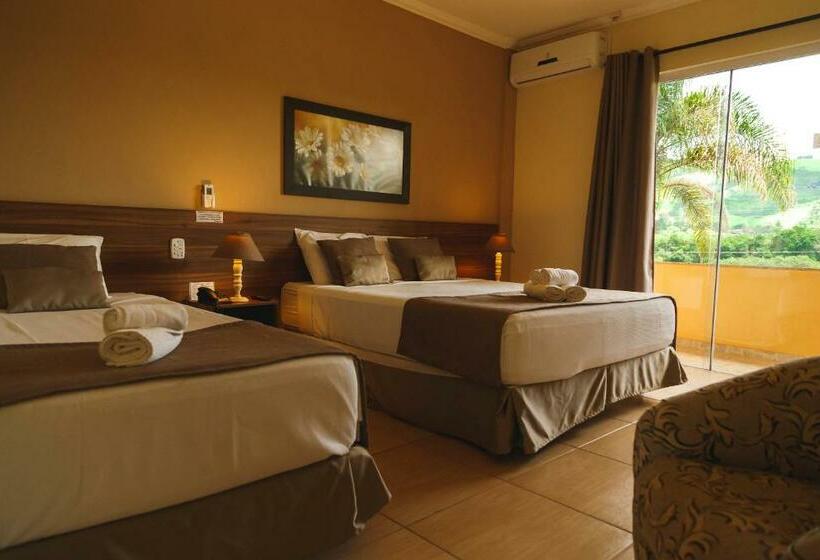 スタンダードトリプルルーム, Pousada Le Sapê