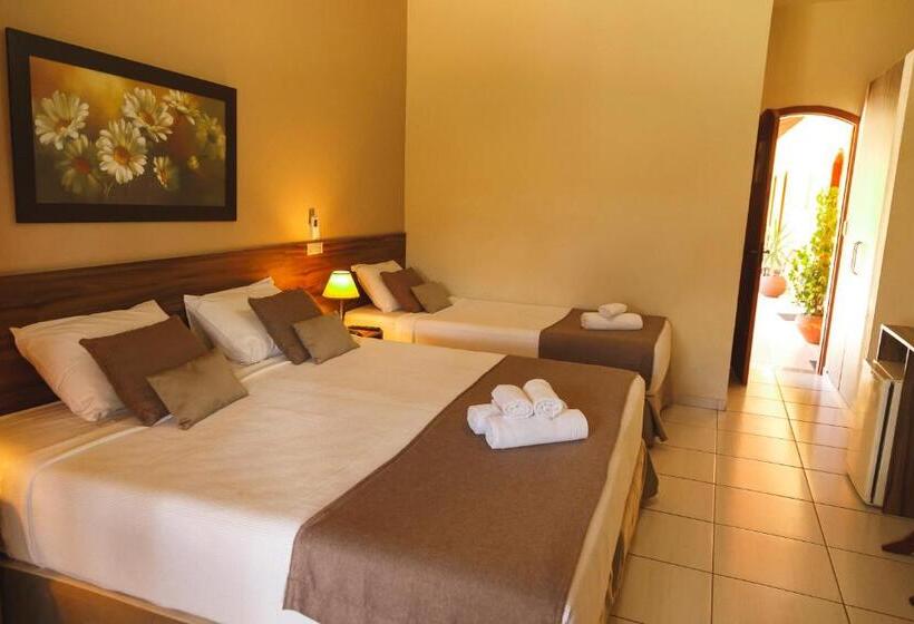 スタンダード４人部屋, Pousada Le Sapê