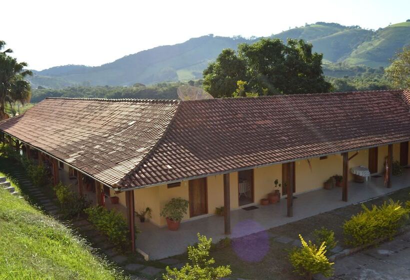 スタンダードトリプルルーム, Pousada Le Sapê