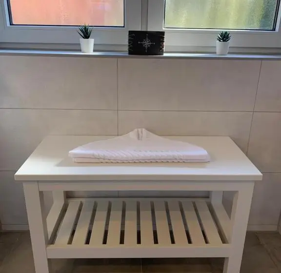 Standard-studio, Pension Windrose
