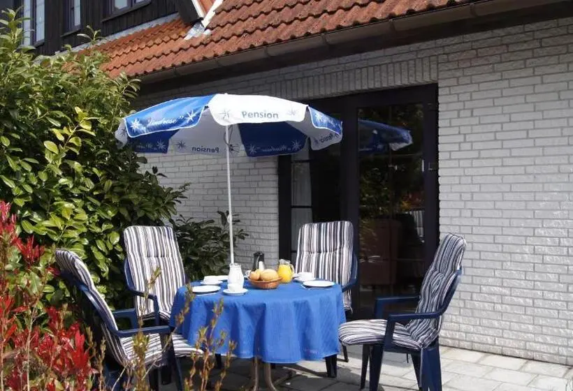 Huoneisto 1 Makuuhuone Terassi, Pension Windrose