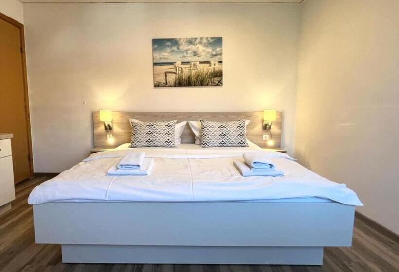 غرفة قياسية, Pension Windrose