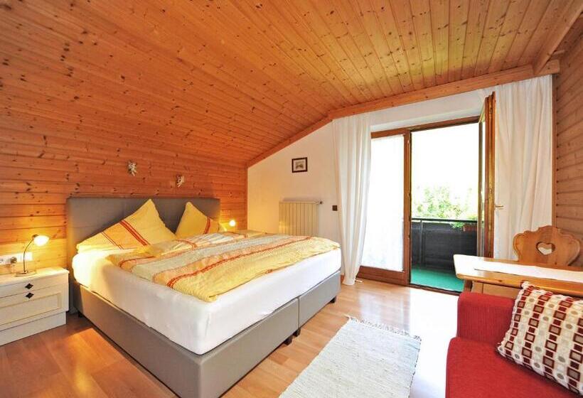 غرفة قياسية, Haus Hasslacher