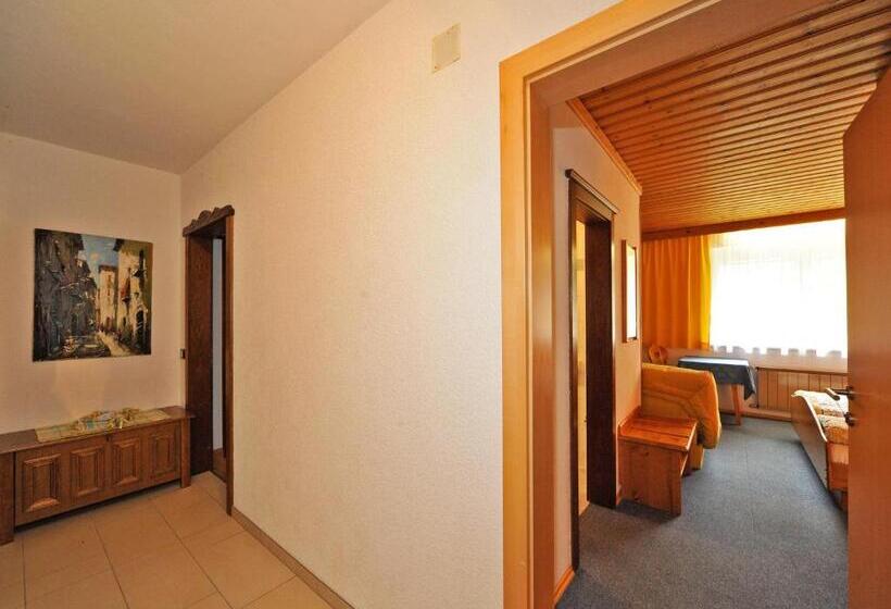 شقة غرفتين, Haus Hasslacher