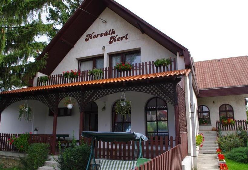 Апартаменты 3 Спальни, Horváth Kert Vendégház