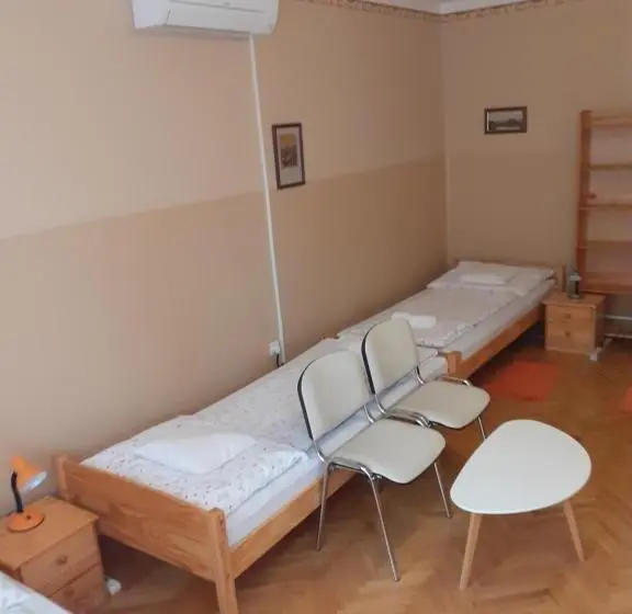 スタンダード5人部屋, Kurca Parti Vendégház