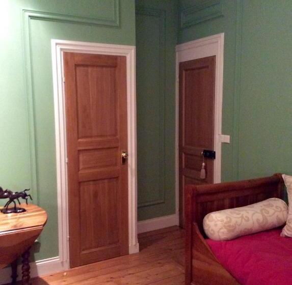 اتاق سوپریور سه تخته, La Gougeonnais