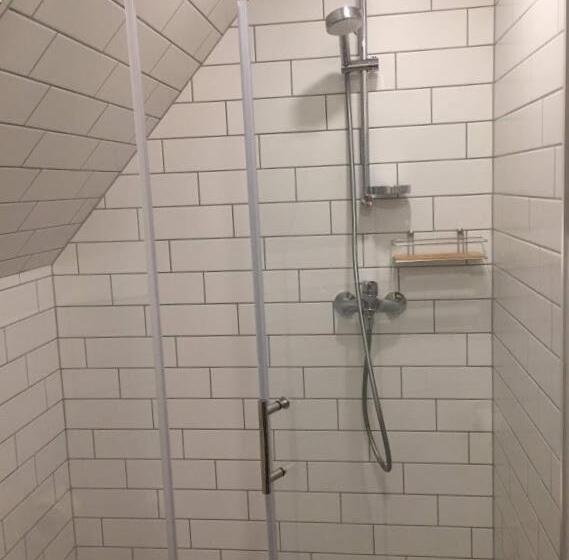 خانه 3 خوابه, Tiigi Accommodation