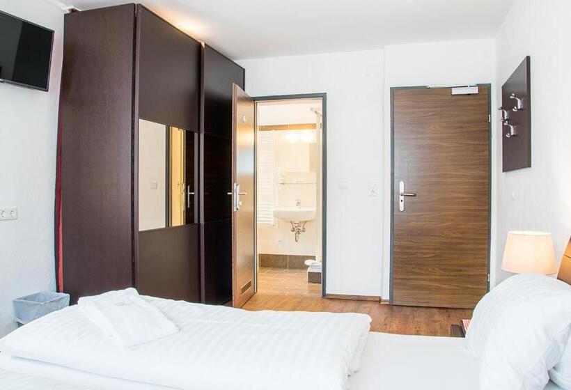 Номер Стандарт, Pension Schizentrum Grosseck   Speiereck